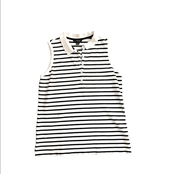 Lands' End Tops - NWOT!! Button down Muscle Tee!! 💙🤍